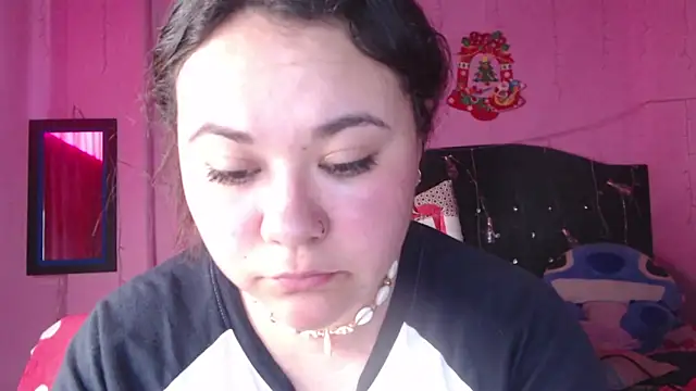 Snapshot of NikkiRous_ chatting on 10-21-25, 08:31 NikkiRous online show from 10-21-25, 08:31