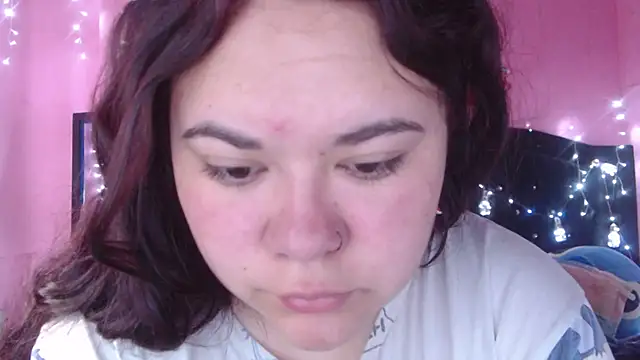 Snapshot of NikkiRous_ chatting on 11-15-25, 01:07 NikkiRous online show from 11-15-25, 01:07