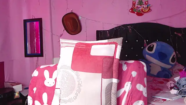 Snapshot of NikkiRous_ chatting on 11-19-25, 01:22 NikkiRous online show from 11-19-25, 01:22