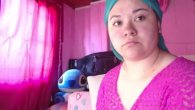 Snapshot of NikkiRous_ chatting on 02-11-26, 02:00 NikkiRous online show from 02-11-26, 02:00