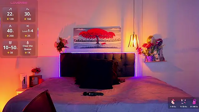 Snapshot of Dulce_charlottee chatting on 10-30-25, 07:36 Dulce charlottee online show from 10-30-25, 07:36