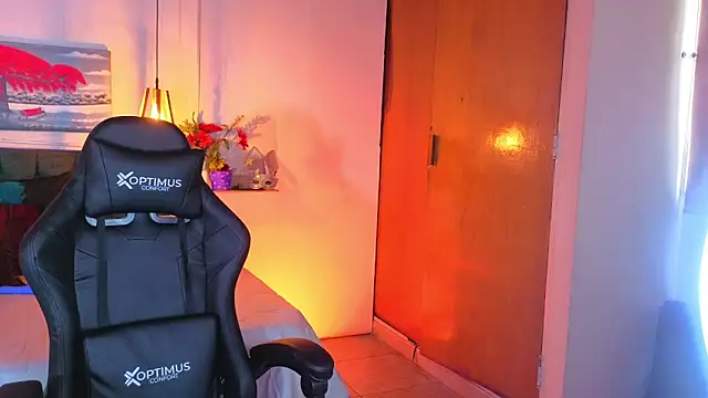 Snapshot of Dulce_charlottee chatting on 02-28-26, 07:37 Dulce charlottee online show from 02-28-26, 07:37