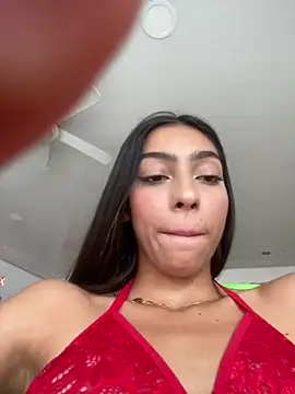 Snapshot of Ema_azel chatting on 12-13-24, 05:54 Ema azel online show from 12-13-24, 05:54