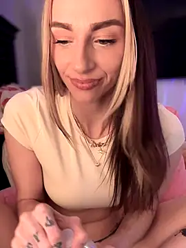 BrattyBae xo online show from 11-13-25, 09:47