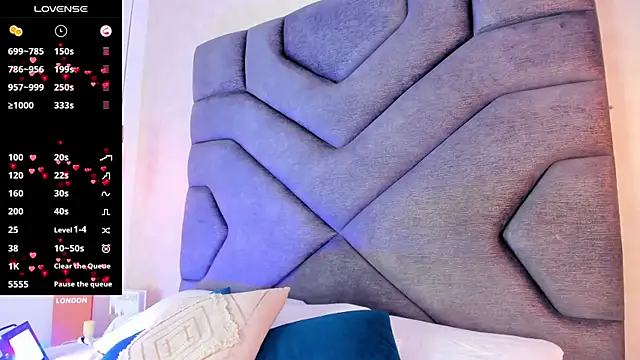 AilishBenson online show from 10-22-25, 07:24