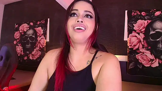 EvaaFoxxy1 online show from 04-19-26, 12:15