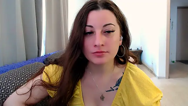 Snapshot of Helen_Adams_ chatting on 06-08-26, 06:47 Helen Adams online show from 06-08-26, 06:47
