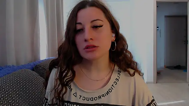 Snapshot of Helen_Adams_ chatting on 07-22-26, 05:54 Helen Adams online show from 07-22-26, 05:54