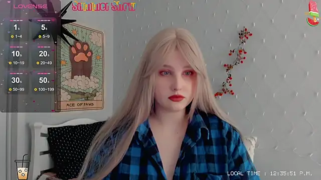 Snapshot of Crystal_Chris chatting on 01-13-25, 10:36 Crystal Chris online show from 01-13-25, 10:36