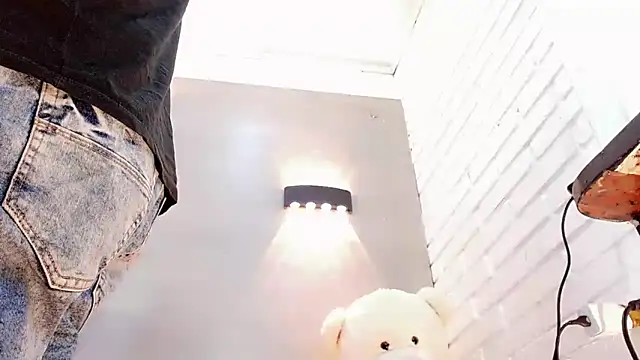 Daniela Pink  online show from 09-22-25, 07:49