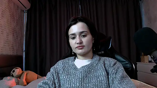 KiraYammy online show from 05-16-26, 12:18