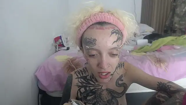 barbara anal squirt  online show from 04-08-26, 09:09