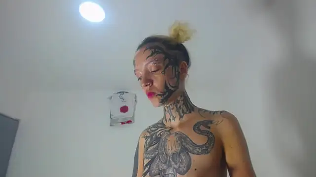 barbara anal squirt  online show from 04-30-26, 05:36