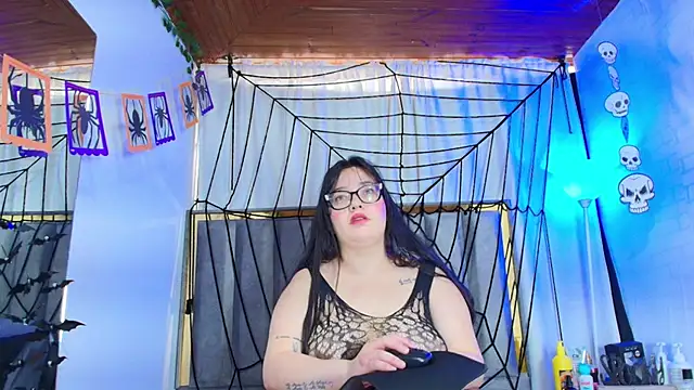 Zoe Curvy online show from 10-25-25, 12:34