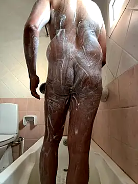 Snapshot of secc69 chatting on 09-09-25, 02:33 secc69 online show from 09-09-25, 02:33