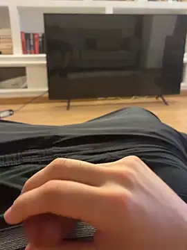 Yqhebebbebef online show from 04-24-26, 09:28