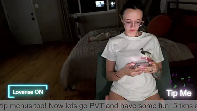 Plantbabeee online show from 05-03-26, 04:51