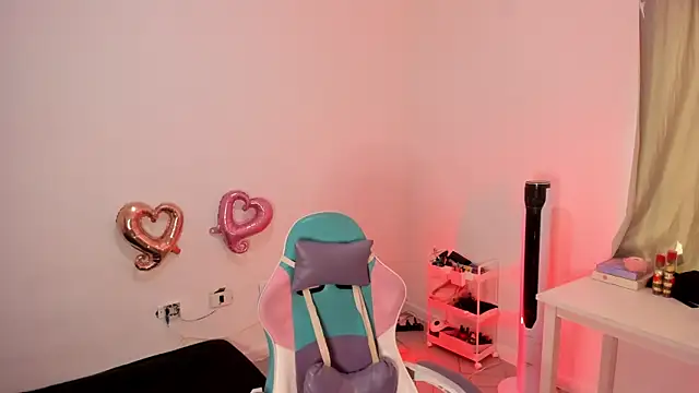 WandaDoll online show from 02-12-25, 04:33