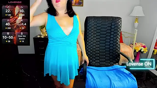 Julia Dean online show from 01-31-25, 01:02