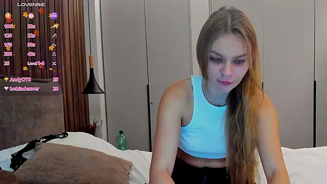 Molly sweetie online show from 10-13-25, 06:13