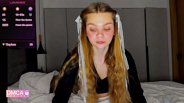 Snapshot of Molly_sweetie chatting on 01-07-26, 07:11 Molly sweetie online show from 01-07-26, 07:11