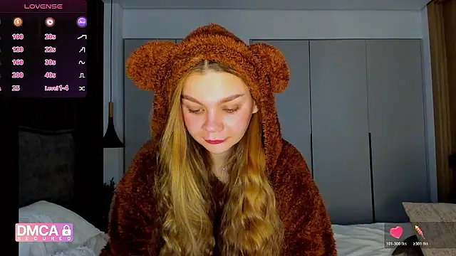 Snapshot of Molly_sweetie chatting on 01-08-26, 07:43 Molly sweetie online show from 01-08-26, 07:43