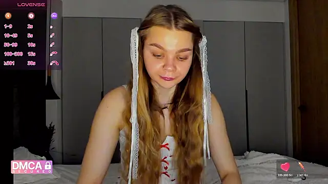 Snapshot of Molly_sweetie chatting on 01-16-26, 07:23 Molly sweetie online show from 01-16-26, 07:23