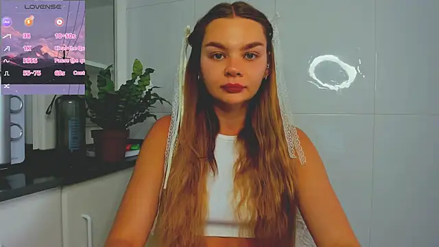 Molly sweetie online show from 06-14-26, 07:10