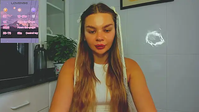 Molly sweetie online show from 06-23-26, 06:44