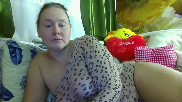 Snapshot of pussykroshka chatting on 09-20-25, 12:17 pussykroshka online show from 09-20-25, 12:17