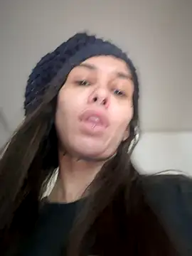 Snapshot of Nikatsu chatting on 09-11-25, 12:27 Nikatsu online show from 09-11-25, 12:27