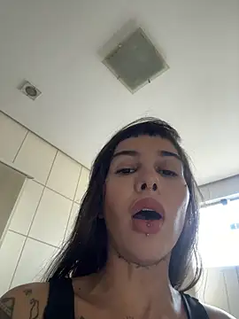 Snapshot of Nikatsu chatting on 02-06-26, 06:00 Nikatsu online show from 02-06-26, 06:00