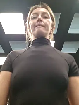 Miss    Mia  online show from 03-19-26, 11:25