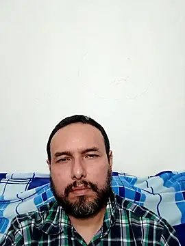 Snapshot of ElSunEagle chatting on 10-24-25, 04:20 ElSunEagle online show from 10-24-25, 04:20