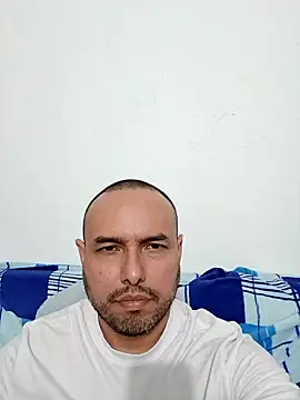 Snapshot of ElSunEagle chatting on 02-11-26, 12:48 ElSunEagle online show from 02-11-26, 12:48