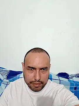 Snapshot of ElSunEagle chatting on 02-13-26, 12:50 ElSunEagle online show from 02-13-26, 12:50