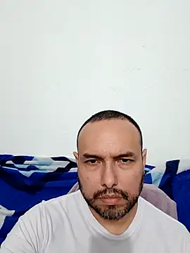 Snapshot of ElSunEagle chatting on 02-22-26, 02:34 ElSunEagle online show from 02-22-26, 02:34