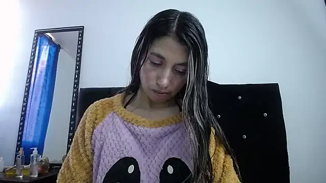 sweet skylove  online show from 07-29-26, 01:31