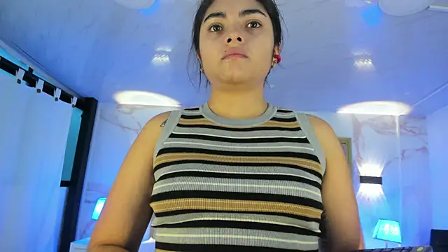 Snapshot of GiselOrtiz chatting on 02-22-25, 11:35 GiselOrtiz online show from 02-22-25, 11:35