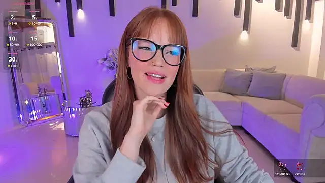 Snapshot of CorinneRusso chatting on 02-27-25, 03:58 CorinneRusso online show from 02-27-25, 03:58