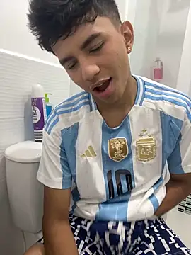 Leonarrrd 01 online show from 03-08-25, 03:17