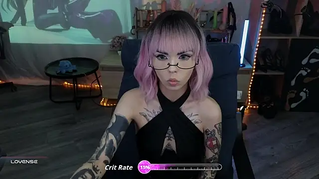 Kerry Kirk online show from 11-06-25, 06:20