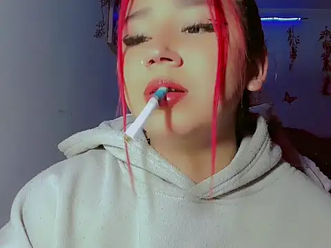 madisonx17 online show from 11-05-25, 01:38