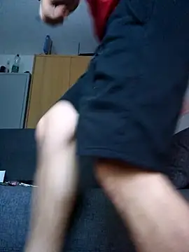 Snapshot of magicSeX4You chatting on 12-04-25, 10:40 magicSeX4You online show from 12-04-25, 10:40