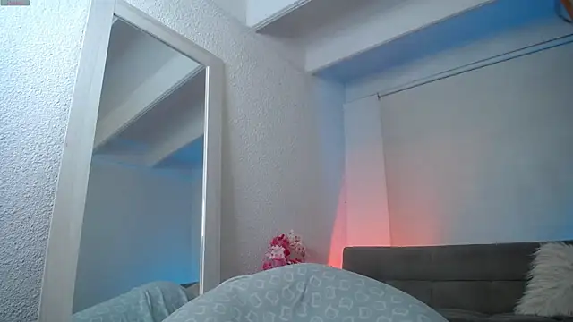 Lucy Princes online show from 11-26-25, 09:32