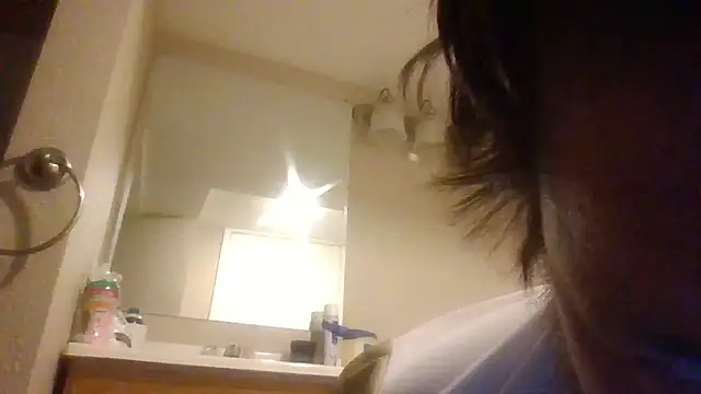 Snapshot of Buddy_Cuck chatting on 09-11-25, 07:41 Buddy Cuck online show from 09-11-25, 07:41