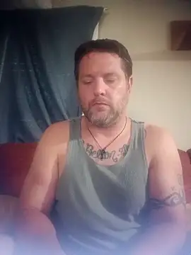 Snapshot of Buddy_Cuck chatting on 09-13-25, 09:14 Buddy Cuck online show from 09-13-25, 09:14