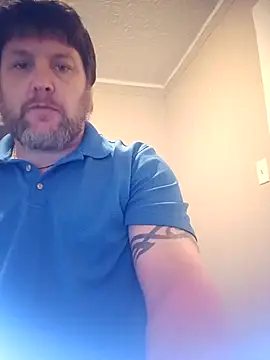 Snapshot of Buddy_Cuck chatting on 10-31-25, 08:10 Buddy Cuck online show from 10-31-25, 08:10