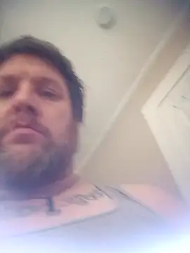 Snapshot of Buddy_Cuck chatting on 11-09-25, 09:13 Buddy Cuck online show from 11-09-25, 09:13