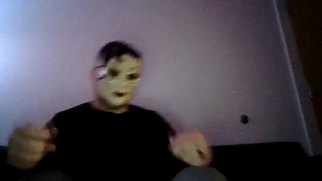 Snapshot of Buddy_Cuck chatting on 01-12-26, 12:16 Buddy Cuck online show from 01-12-26, 12:16